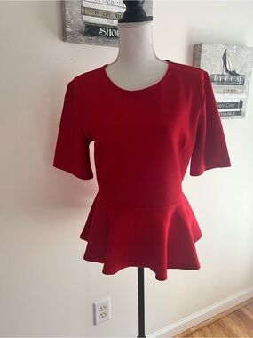 H&M Red Peplum Short Sleeve Top
